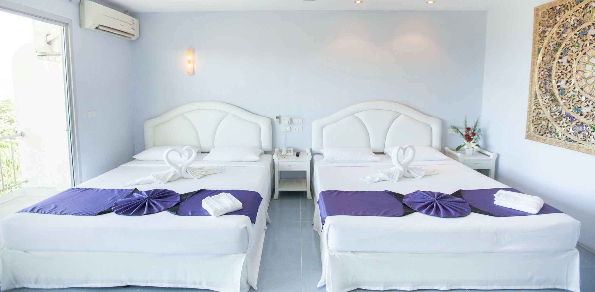 Chalong Beach Hotel Phuket Rawai Kültér fotó
